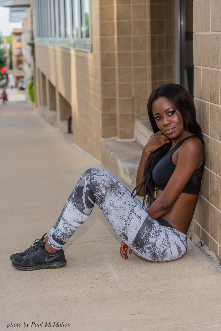 Solow on sale yoga pants